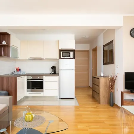 Apartment Tina - A2 First Floor - Mpolo